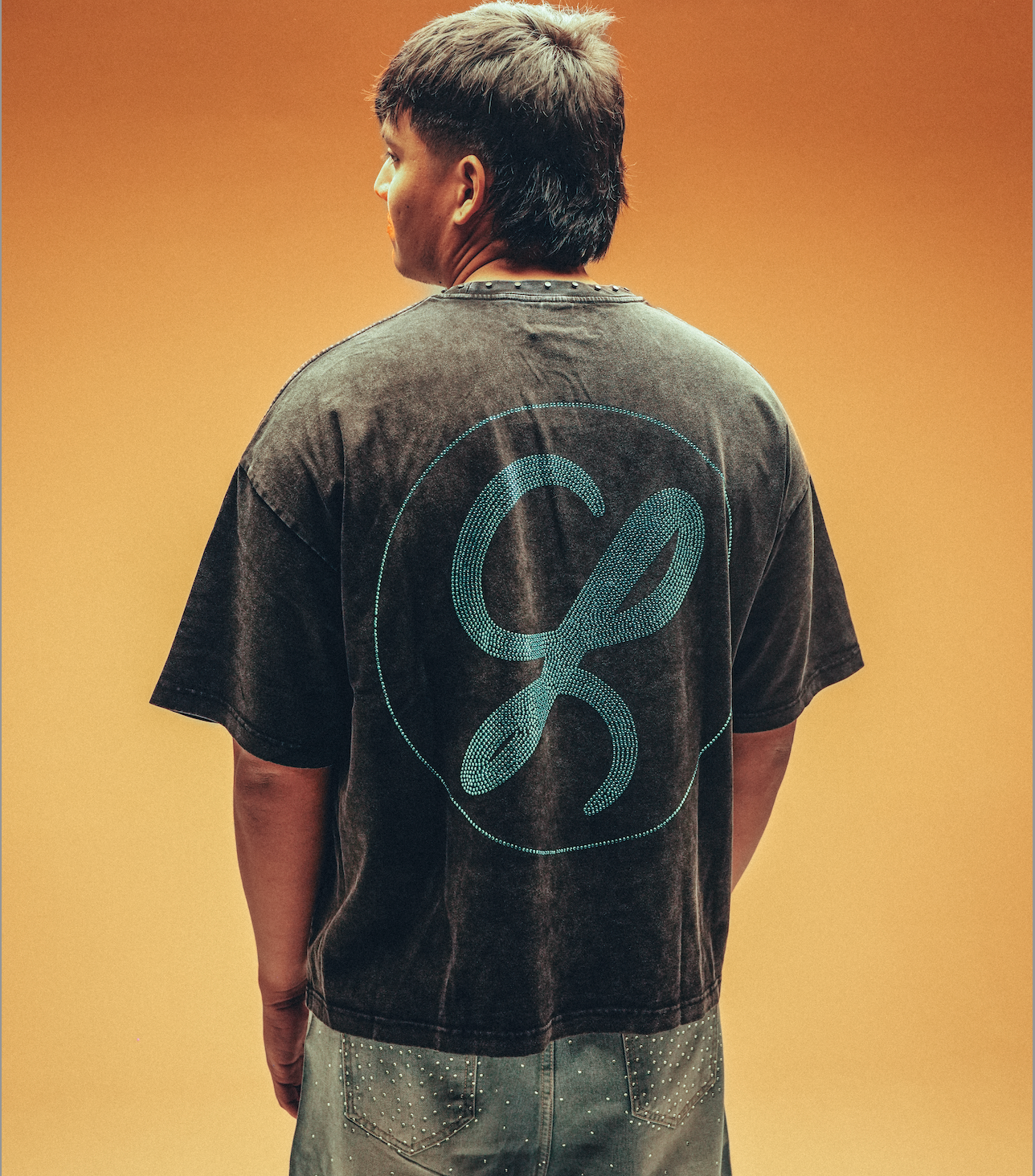 MONEYMAKER IN THE CHAOS CHERUB LURK BOXY BLACK TEE