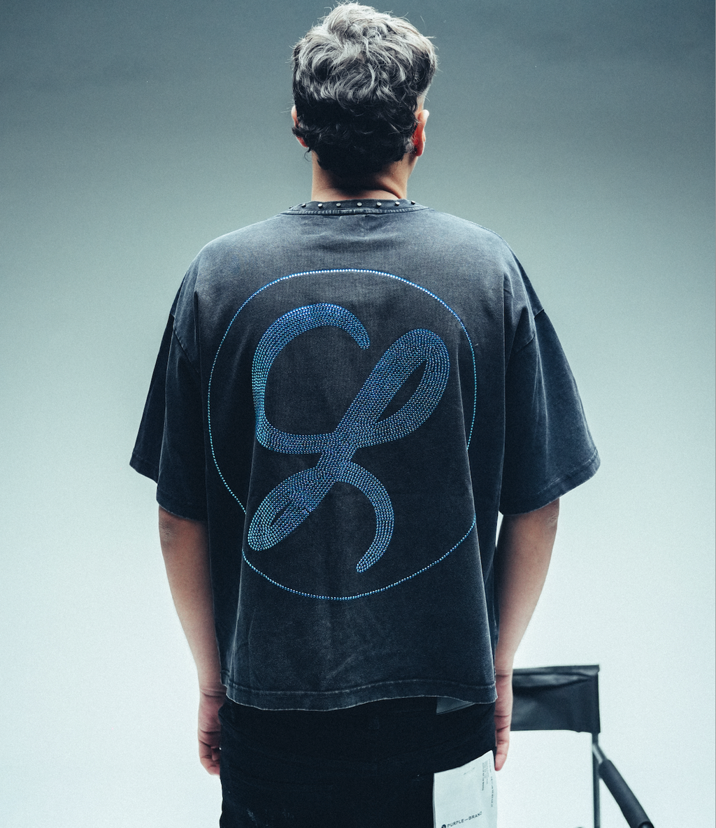 SILENCE IN THE CHAOS CHERUB BOXY TEE